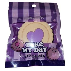 Bake My Day Lip Gloss - Purple